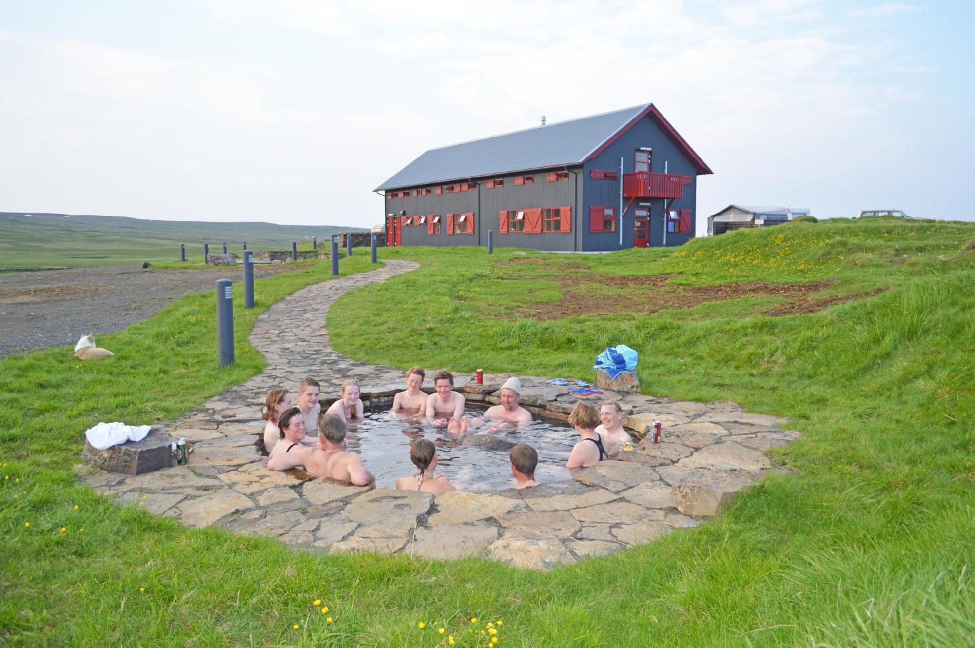 Accommodation&hot Springs