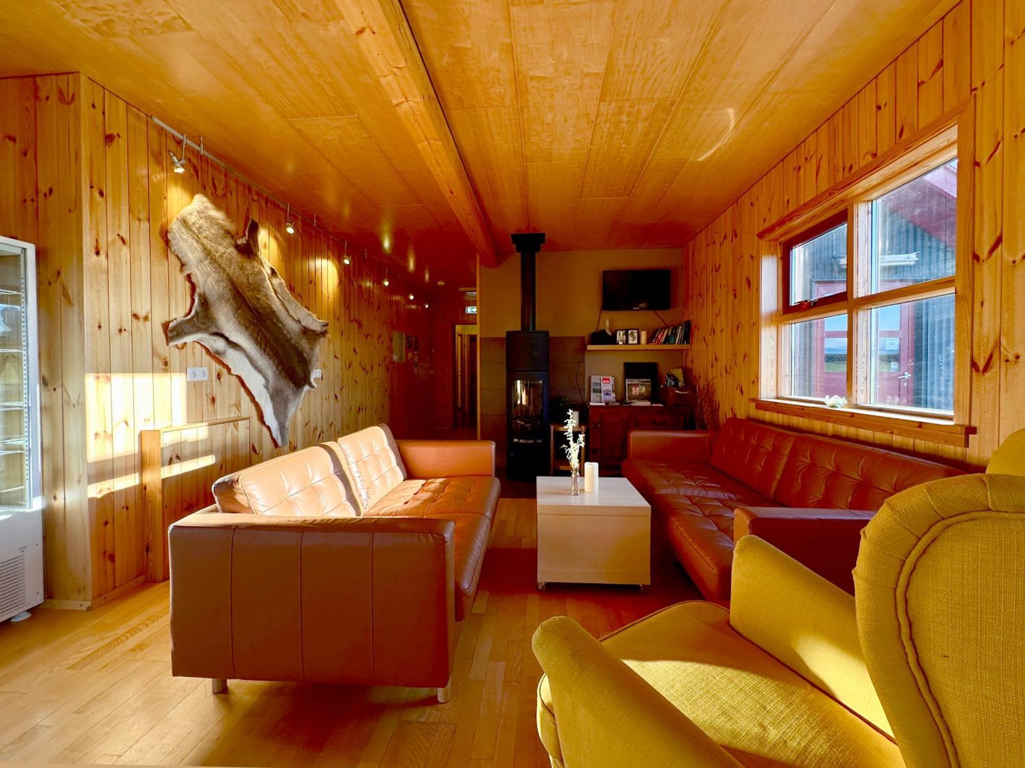 Lodge Accommodation&hot Springs