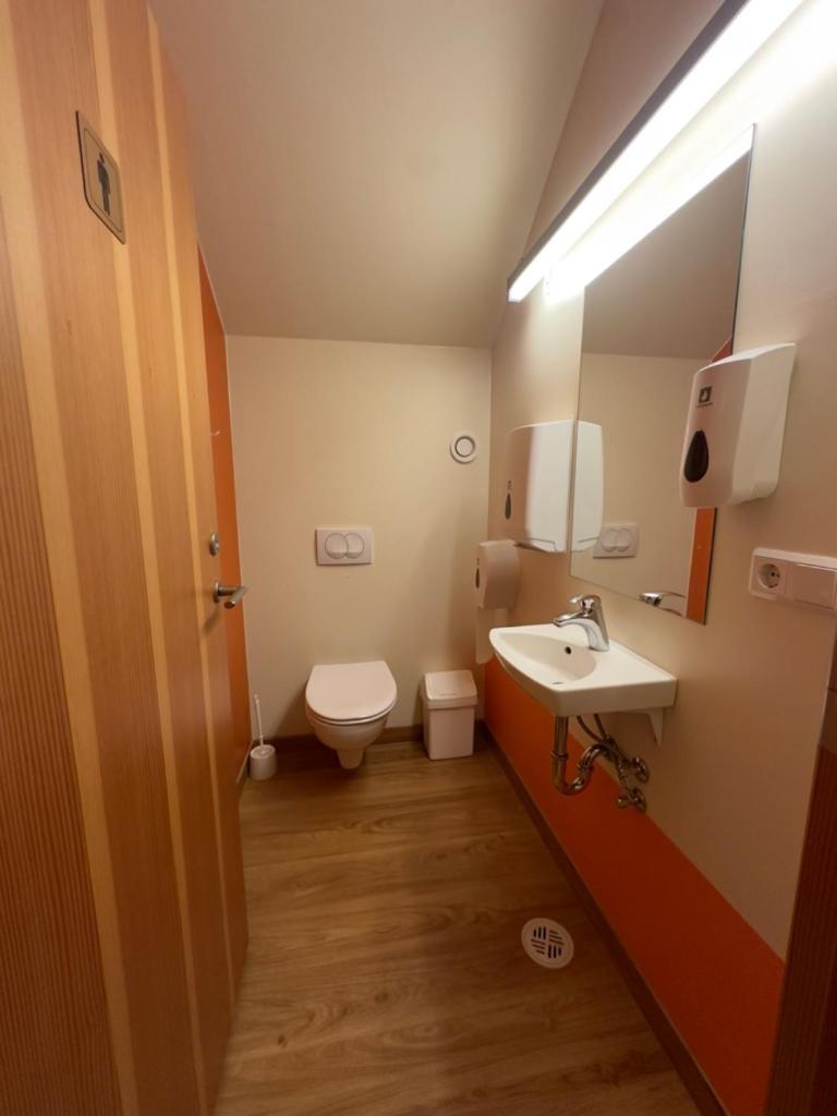 Accommodation&hot Springs Lodge Laugarfell