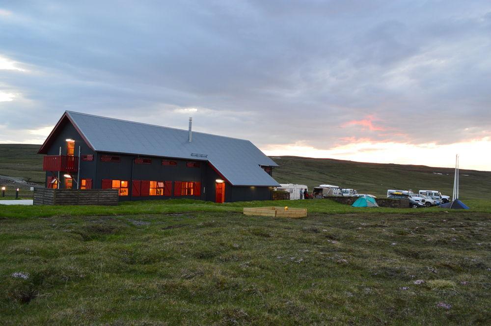 Accommodation&hot Springs Lodge Laugarfell