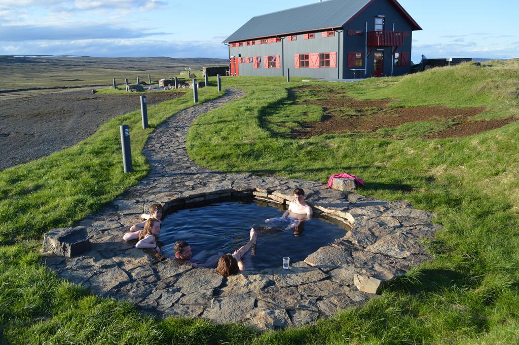 Accommodation&hot Springs *